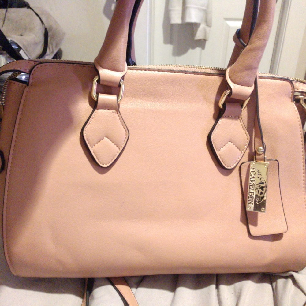 Cameleon concealed carry purse